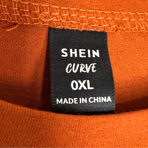 Burnt Orange Top with Hearts Valentine’s Day SHEIN Curve size 0XL - Picture 3 of 4